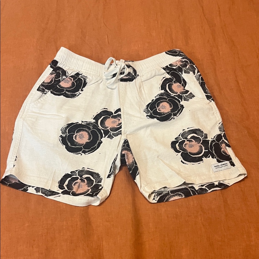 Bank Journal Linen Shorts